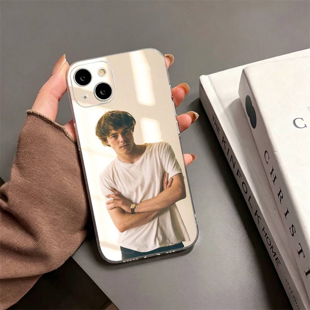 İngiliz aktör Charlie Heaton T - Street Fashion Store incelemesi ve fiyatı